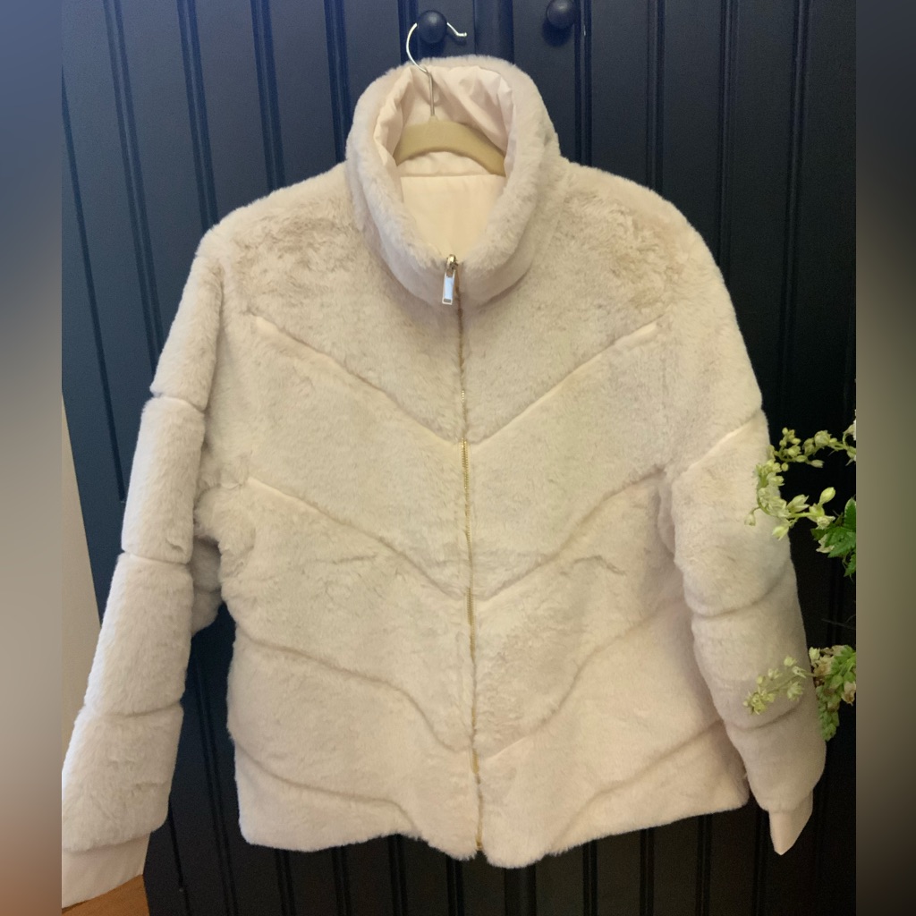 New York & Company Cream Teddy Reversible Jacket Nwt Large